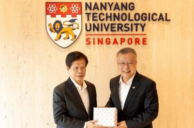 Shandong University Party Secretary Ren Youqun Visits Singapore